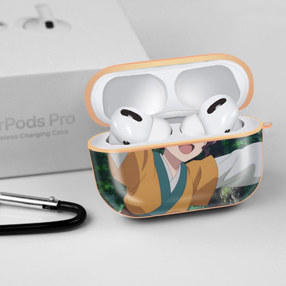 薬屋のひとりごと The Apothecary Diaries 【AirPods Pro用】ハードシェル保護ケース｜耐衝撃・防指紋・カラビナ付き商品仕様