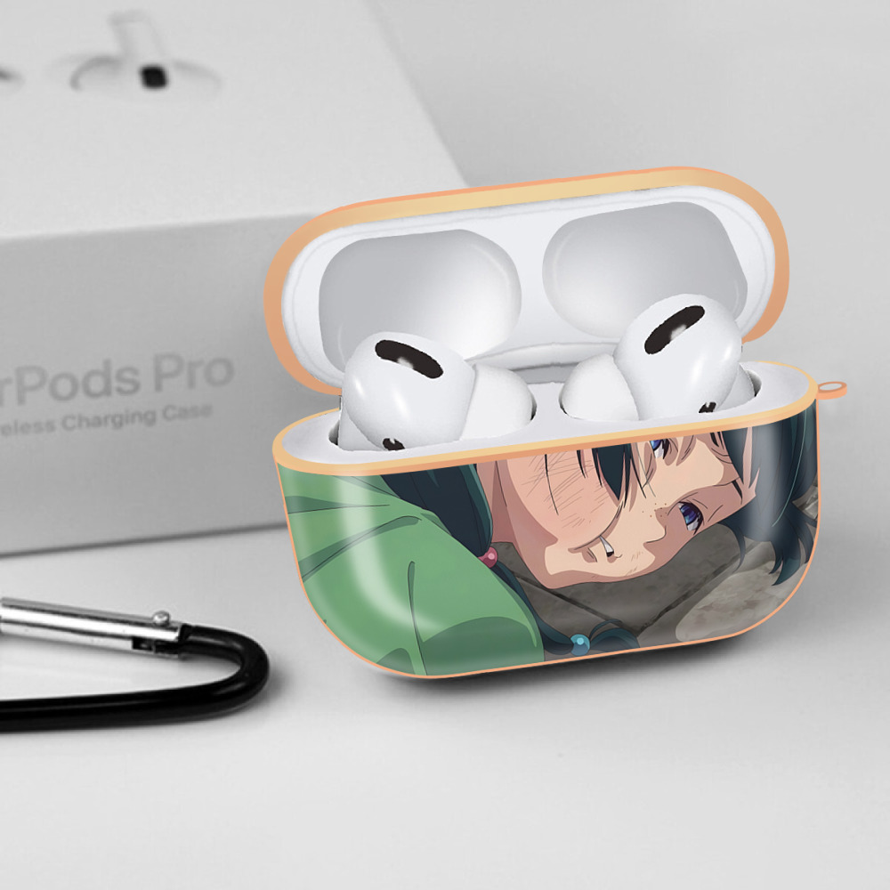 薬屋のひとりごと The Apothecary Diaries 【AirPods Pro用】ハードシェル保護ケース｜耐衝撃・防指紋・カラビナ付き商品仕様
