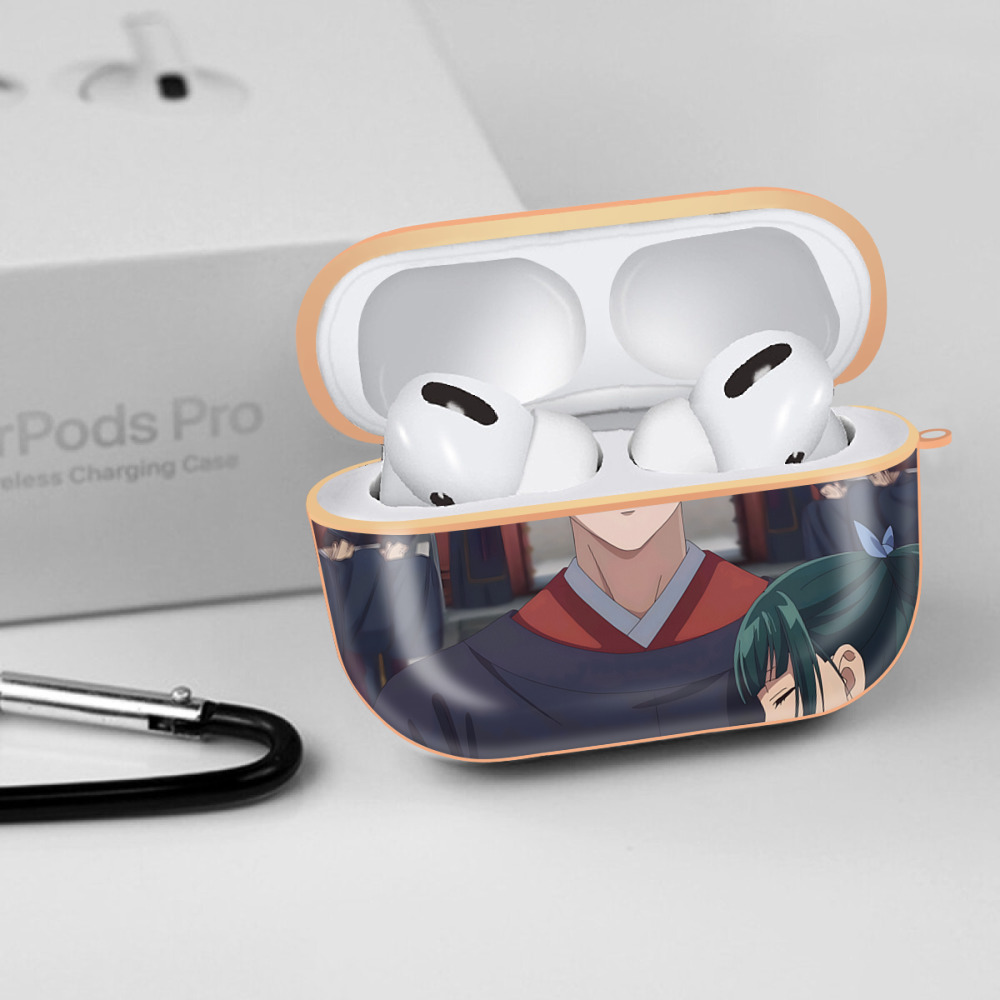 薬屋のひとりごと The Apothecary Diaries 【AirPods Pro用】ハードシェル保護ケース｜耐衝撃・防指紋・カラビナ付き商品仕様