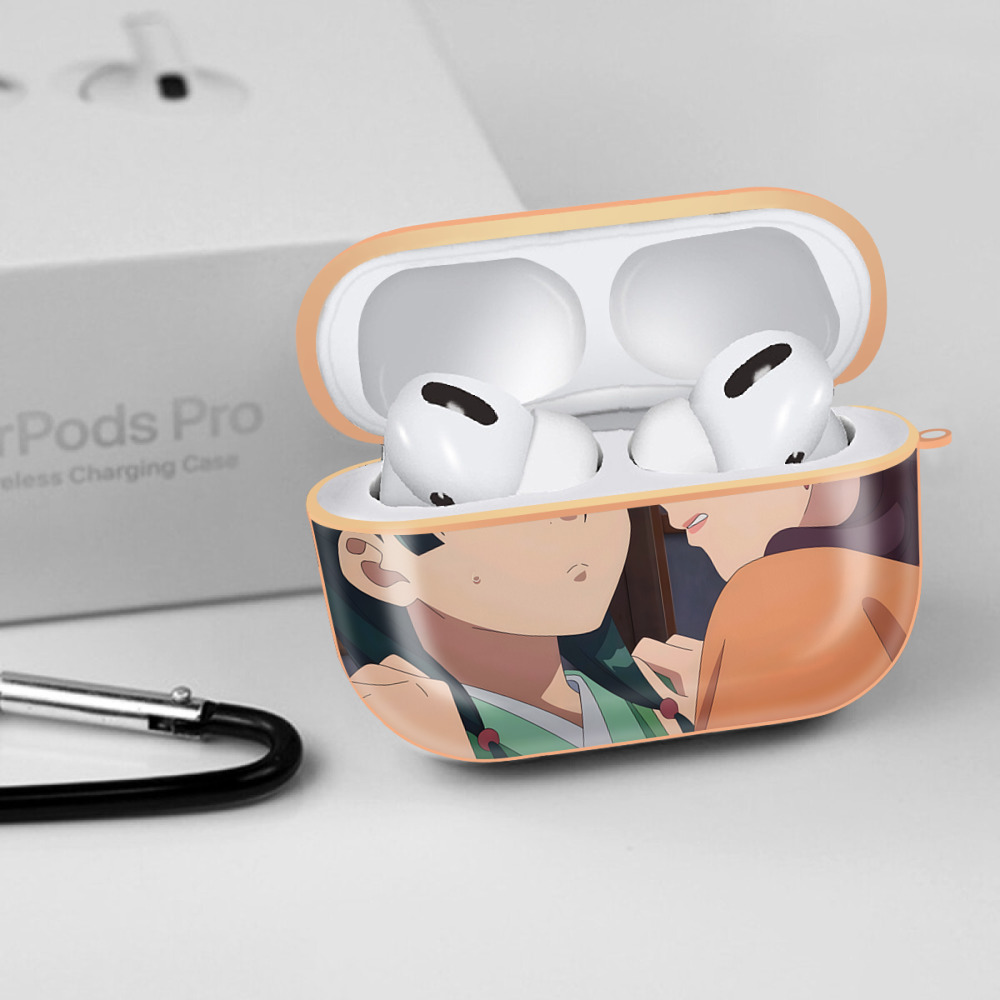 薬屋のひとりごと The Apothecary Diaries 【AirPods Pro用】ハードシェル保護ケース｜耐衝撃・防指紋・カラビナ付き商品仕様