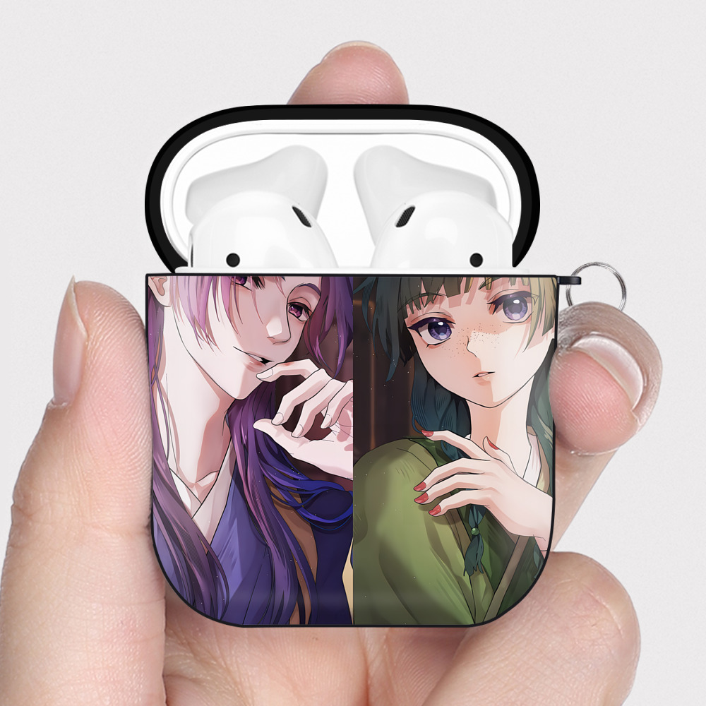 （画像用） 薬屋のひとりごと The Apothecary Diaries AirPods 第2世代保護ケース ハードシェル ブラック 耐衝撃・防指紋・カラビナ付き