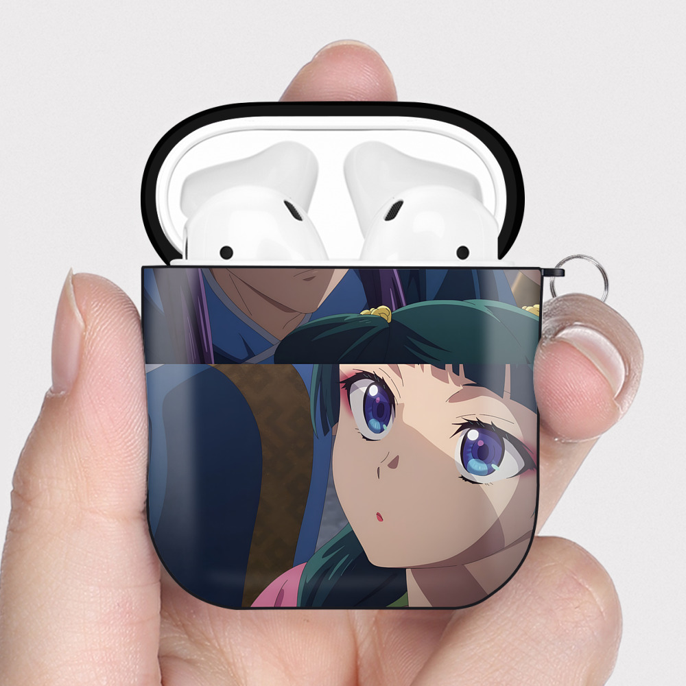 （画像用） 薬屋のひとりごと The Apothecary Diaries AirPods 第2世代保護ケース ハードシェル ブラック 耐衝撃・防指紋・カラビナ付き