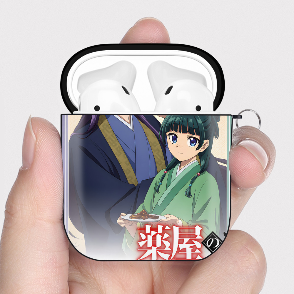 （画像用） 薬屋のひとりごと The Apothecary Diaries AirPods 第2世代保護ケース ハードシェル ブラック 耐衝撃・防指紋・カラビナ付き