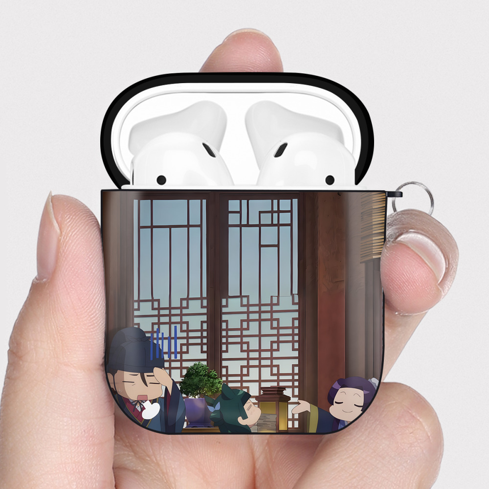 （画像用） 薬屋のひとりごと The Apothecary Diaries AirPods 第2世代保護ケース ハードシェル ブラック 耐衝撃・防指紋・カラビナ付き