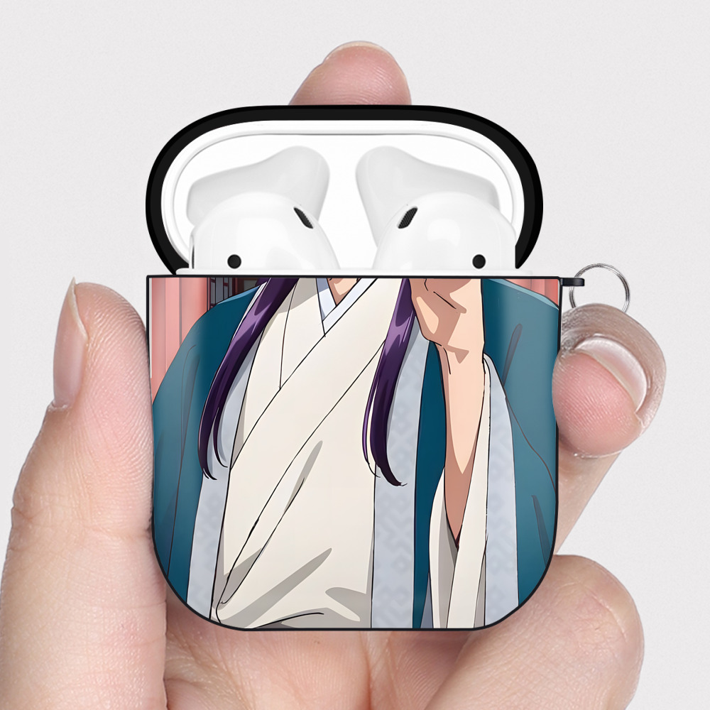 （画像用） 薬屋のひとりごと The Apothecary Diaries AirPods 第2世代保護ケース ハードシェル ブラック 耐衝撃・防指紋・カラビナ付き