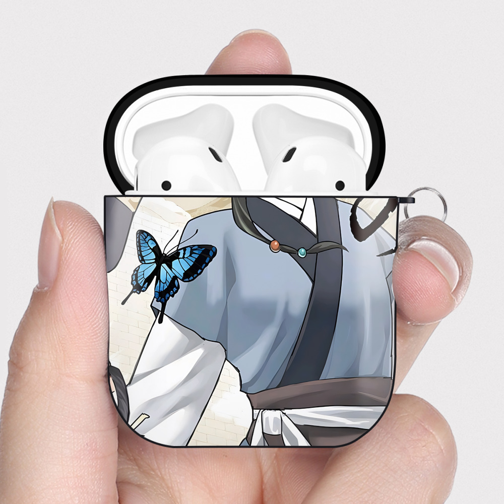 （画像用） 薬屋のひとりごと The Apothecary Diaries AirPods 第2世代保護ケース ハードシェル ブラック 耐衝撃・防指紋・カラビナ付き