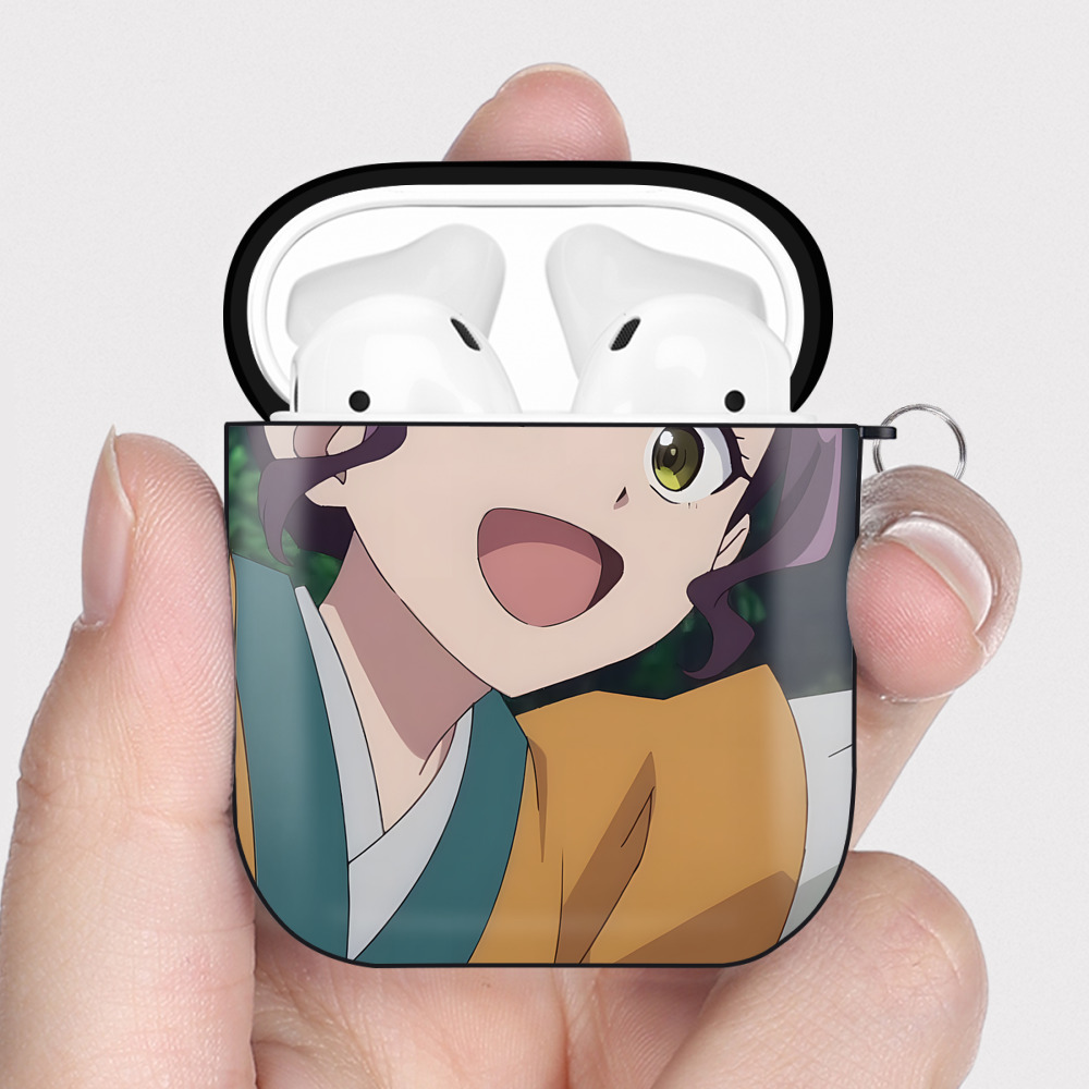 （画像用） 薬屋のひとりごと The Apothecary Diaries AirPods 第2世代保護ケース ハードシェル ブラック 耐衝撃・防指紋・カラビナ付き