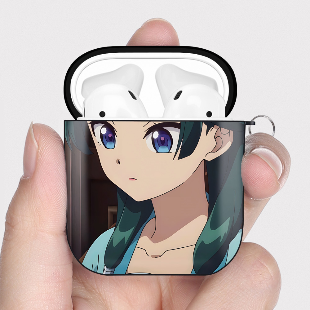 （画像用） 薬屋のひとりごと The Apothecary Diaries AirPods 第2世代保護ケース ハードシェル ブラック 耐衝撃・防指紋・カラビナ付き