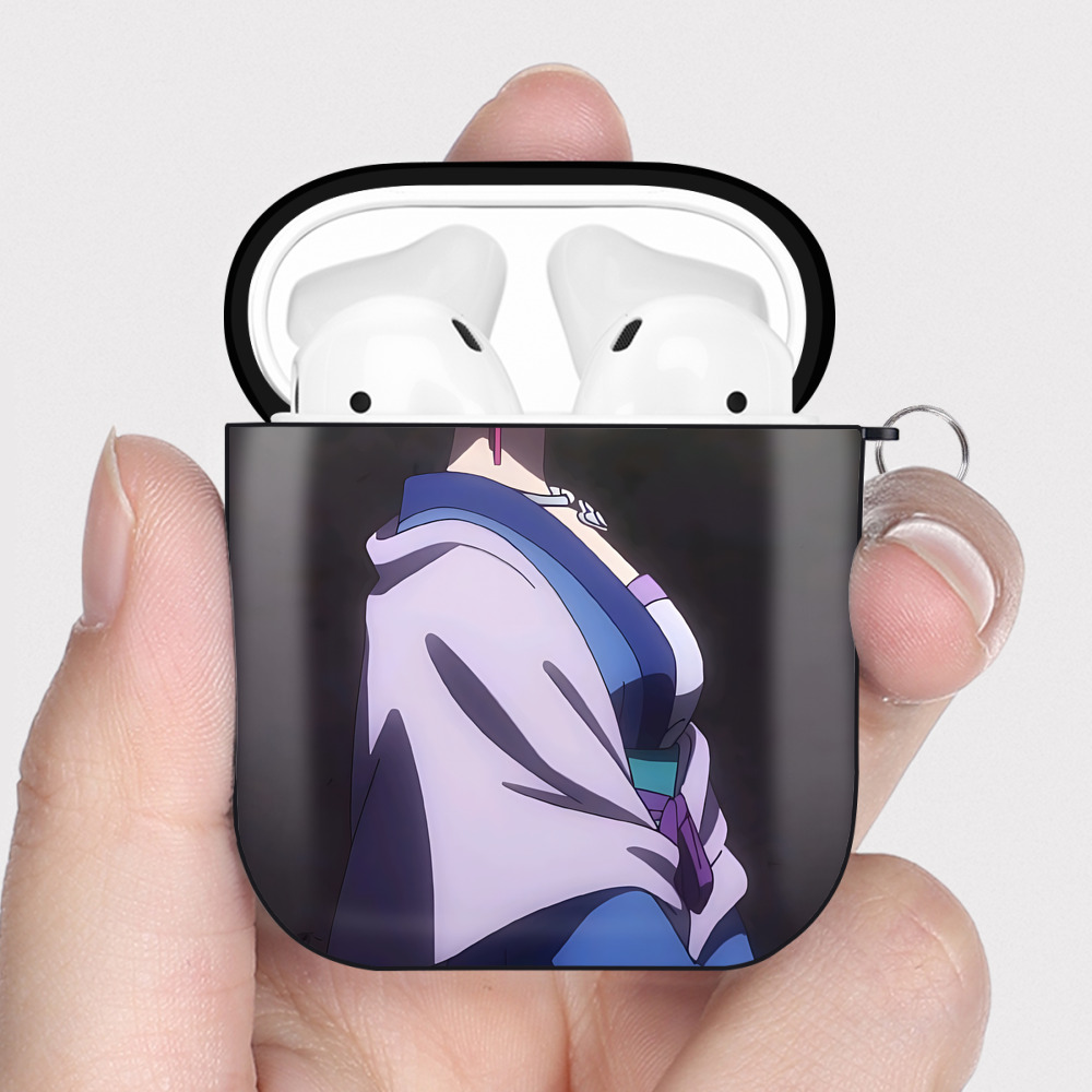 （画像用） 薬屋のひとりごと The Apothecary Diaries AirPods 第2世代保護ケース ハードシェル ブラック 耐衝撃・防指紋・カラビナ付き