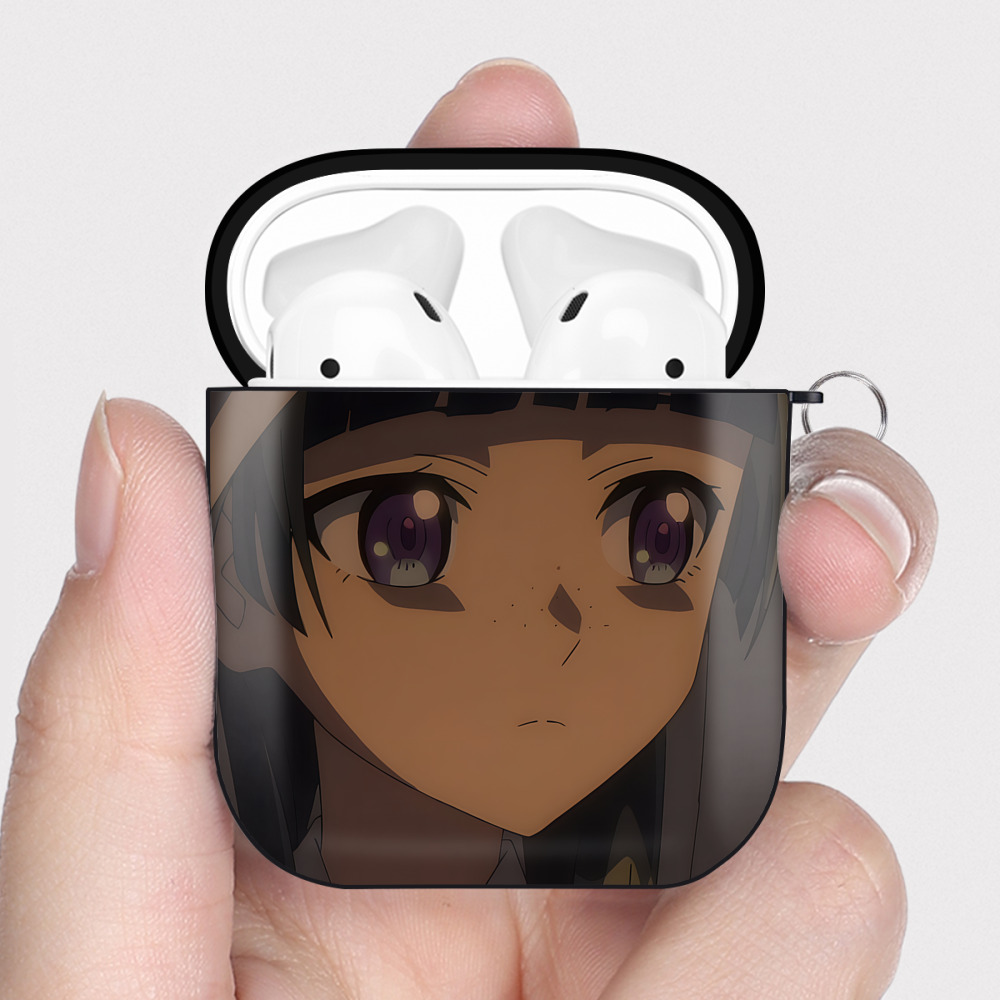 （画像用） 薬屋のひとりごと The Apothecary Diaries AirPods 第2世代保護ケース ハードシェル ブラック 耐衝撃・防指紋・カラビナ付き
