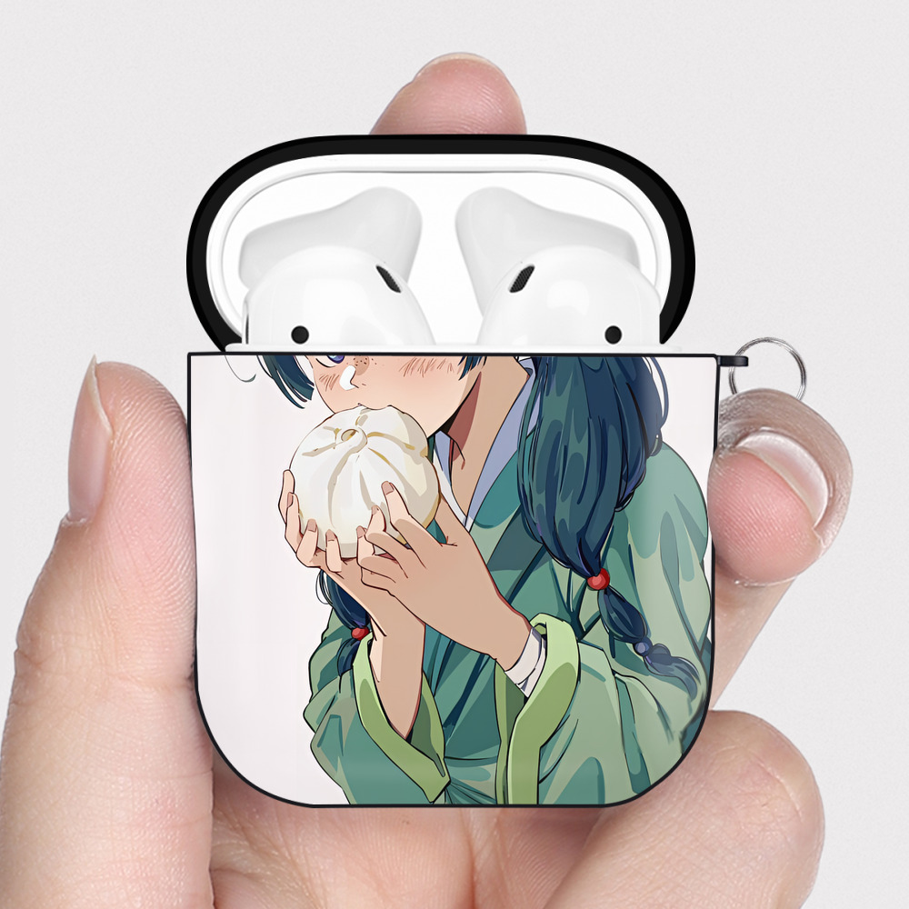 （画像用） 薬屋のひとりごと The Apothecary Diaries AirPods 第2世代保護ケース ハードシェル ブラック 耐衝撃・防指紋・カラビナ付き