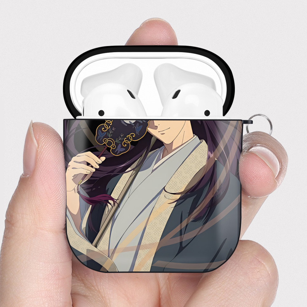 （画像用） 薬屋のひとりごと The Apothecary Diaries AirPods 第2世代保護ケース ハードシェル ブラック 耐衝撃・防指紋・カラビナ付き