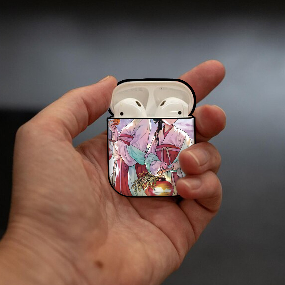 薬屋のひとりごと The Apothecary Diaries AirPods 第2世代保護ケース ハードシェル ブラック 耐衝撃・防指紋・カラビナ付き