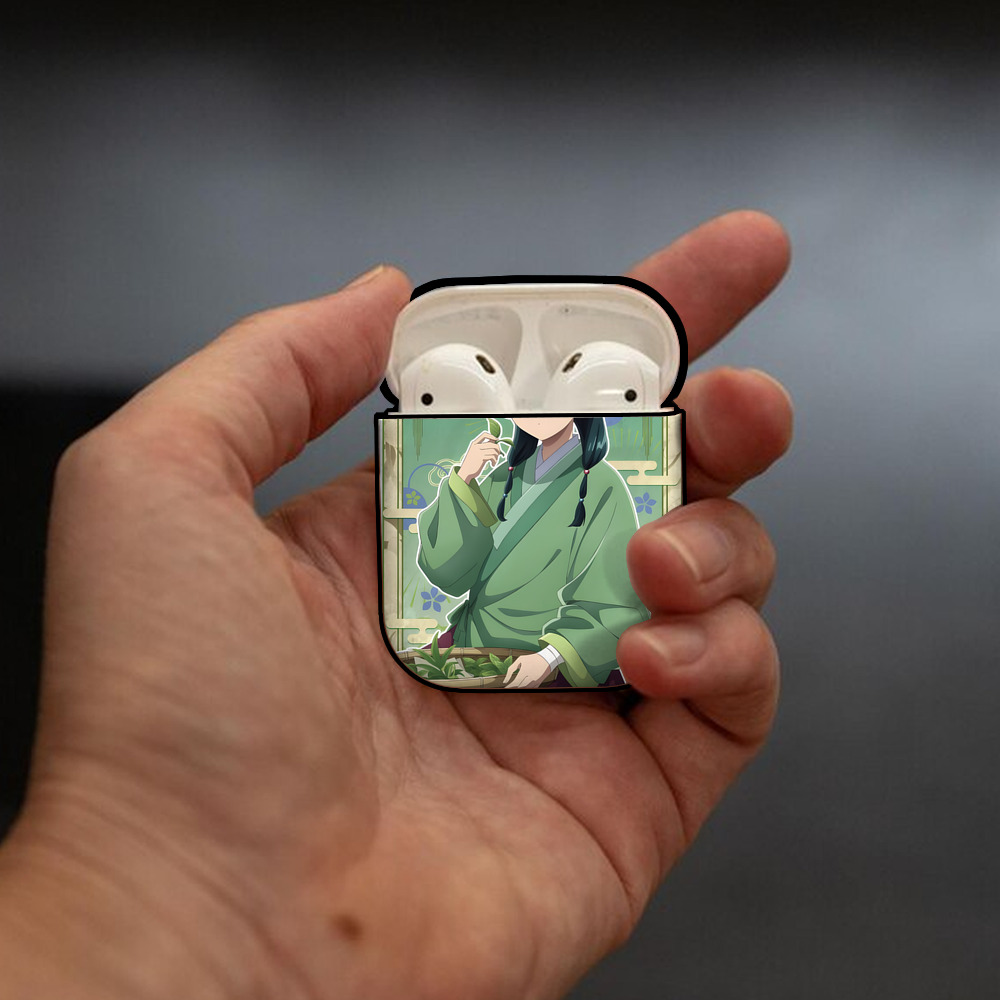 薬屋のひとりごと The Apothecary Diaries AirPods 第2世代保護ケース ハードシェル ブラック 耐衝撃・防指紋・カラビナ付き