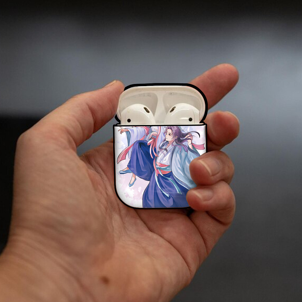 薬屋のひとりごと The Apothecary Diaries AirPods 第2世代保護ケース ハードシェル ブラック 耐衝撃・防指紋・カラビナ付き