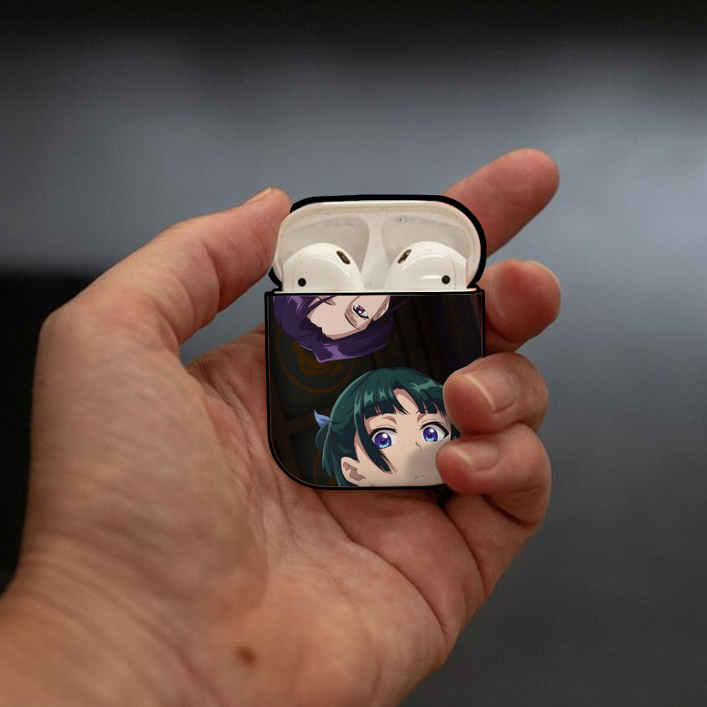 薬屋のひとりごと The Apothecary Diaries AirPods 第2世代保護ケース ハードシェル ブラック 耐衝撃・防指紋・カラビナ付き