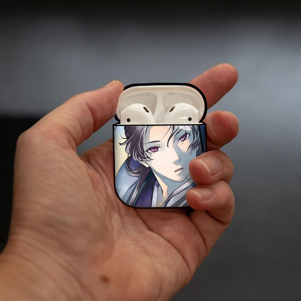 薬屋のひとりごと The Apothecary Diaries AirPods 第2世代保護ケース ハードシェル ブラック 耐衝撃・防指紋・カラビナ付き