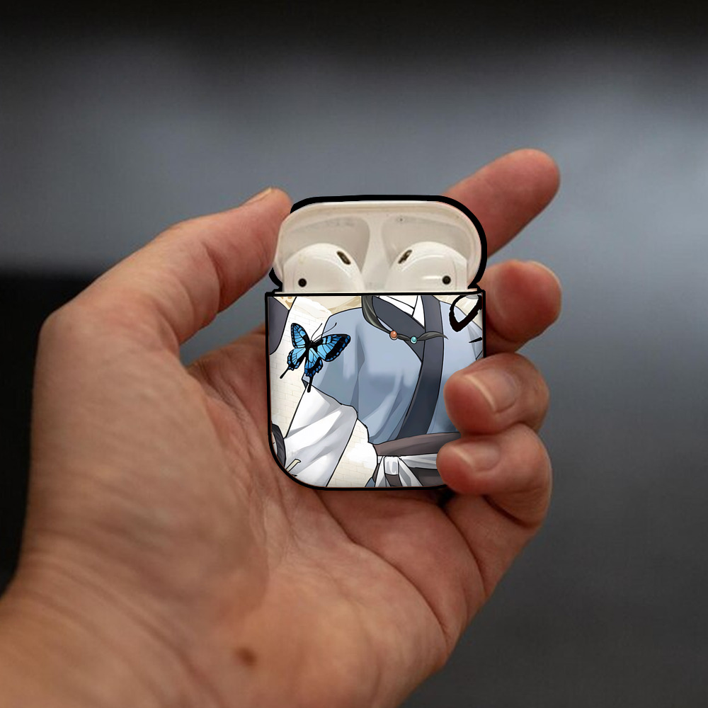 薬屋のひとりごと The Apothecary Diaries AirPods 第2世代保護ケース ハードシェル ブラック 耐衝撃・防指紋・カラビナ付き