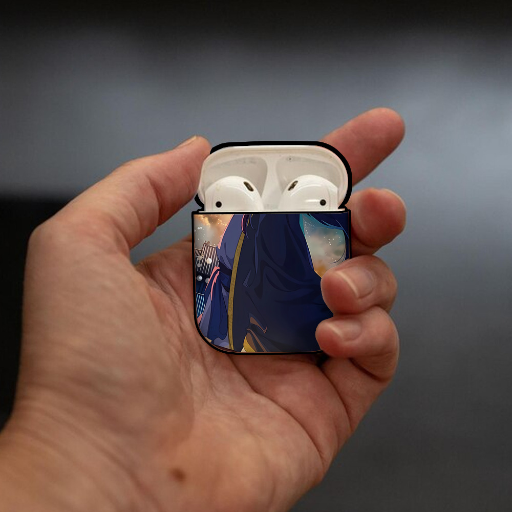 薬屋のひとりごと The Apothecary Diaries AirPods 第2世代保護ケース ハードシェル ブラック 耐衝撃・防指紋・カラビナ付き