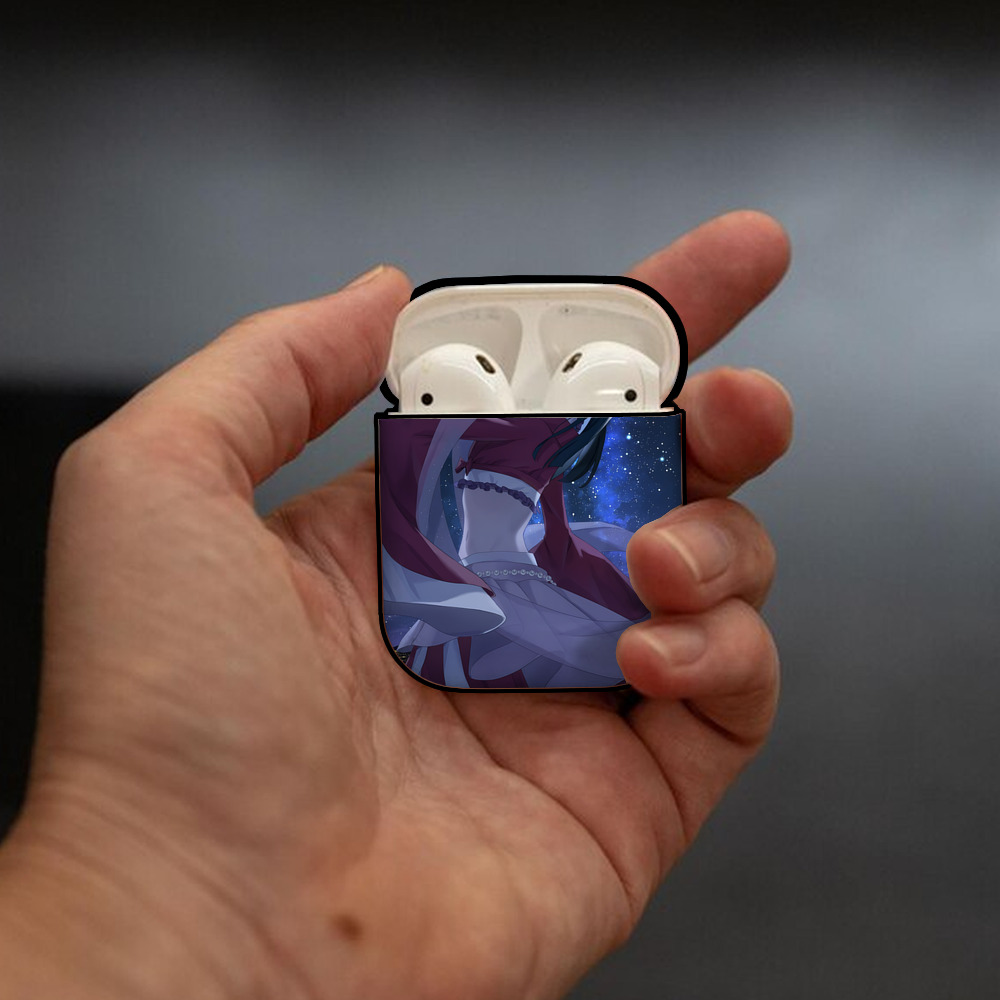薬屋のひとりごと The Apothecary Diaries AirPods 第2世代保護ケース ハードシェル ブラック 耐衝撃・防指紋・カラビナ付き
