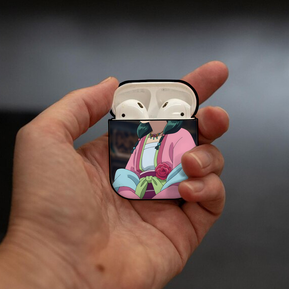 薬屋のひとりごと The Apothecary Diaries AirPods 第2世代保護ケース ハードシェル ブラック 耐衝撃・防指紋・カラビナ付き
