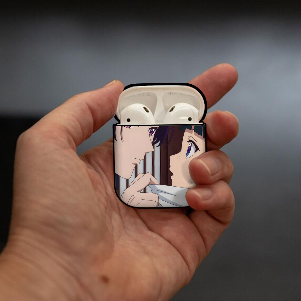 薬屋のひとりごと The Apothecary Diaries AirPods 第2世代保護ケース ハードシェル ブラック 耐衝撃・防指紋・カラビナ付き