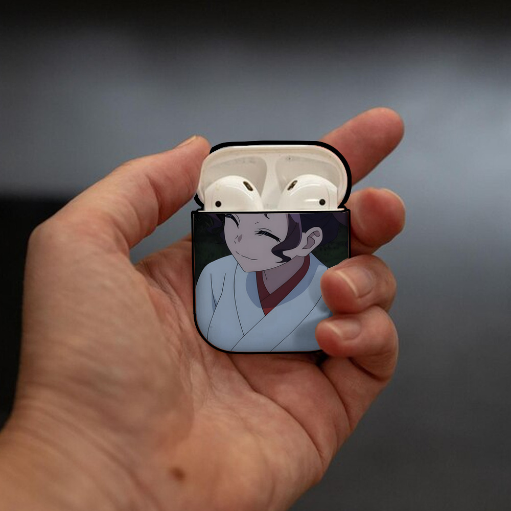 薬屋のひとりごと The Apothecary Diaries AirPods 第2世代保護ケース ハードシェル ブラック 耐衝撃・防指紋・カラビナ付き