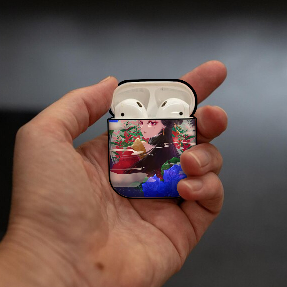 薬屋のひとりごと The Apothecary Diaries AirPods 第2世代保護ケース ハードシェル ブラック 耐衝撃・防指紋・カラビナ付き