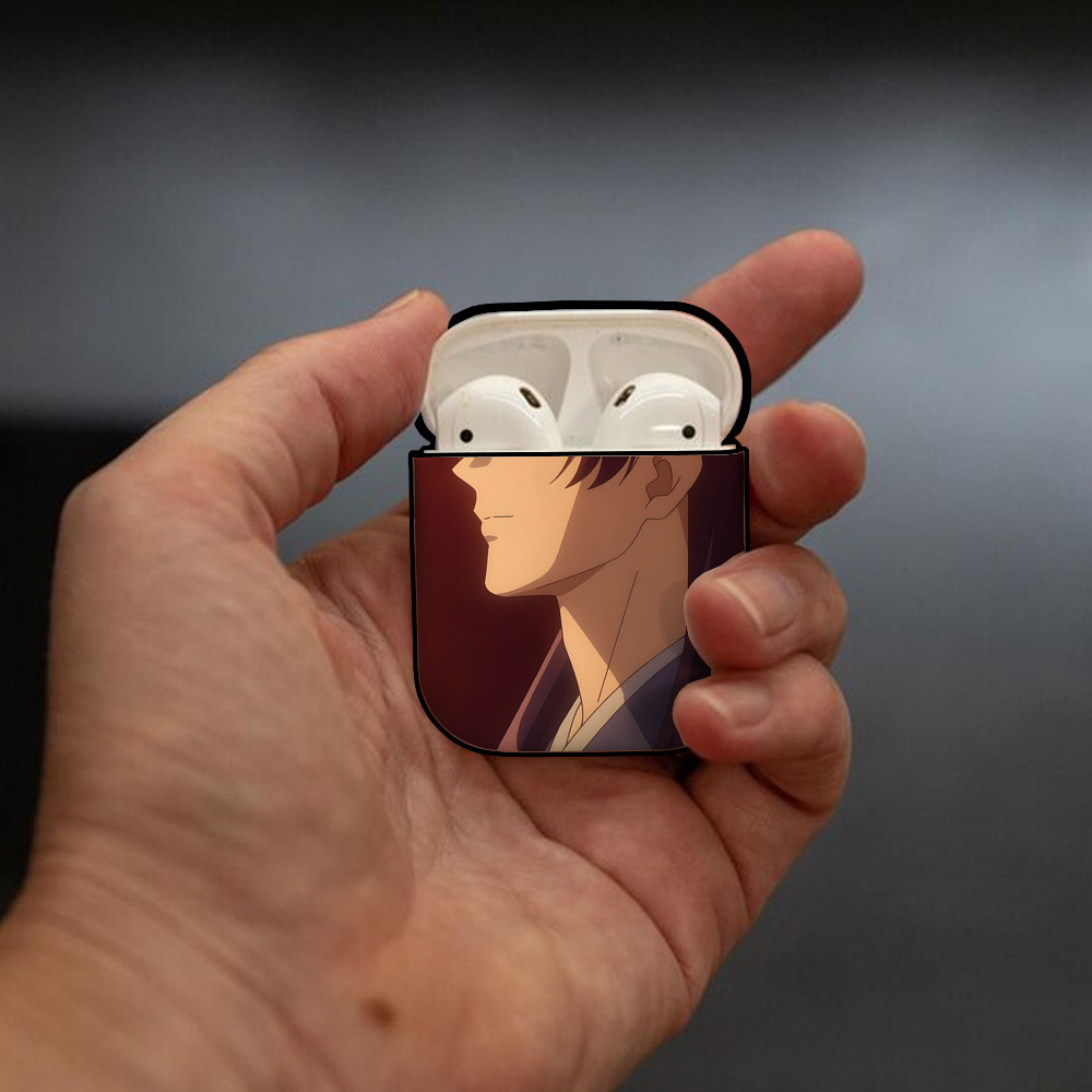 薬屋のひとりごと The Apothecary Diaries AirPods 第2世代保護ケース ハードシェル ブラック 耐衝撃・防指紋・カラビナ付き