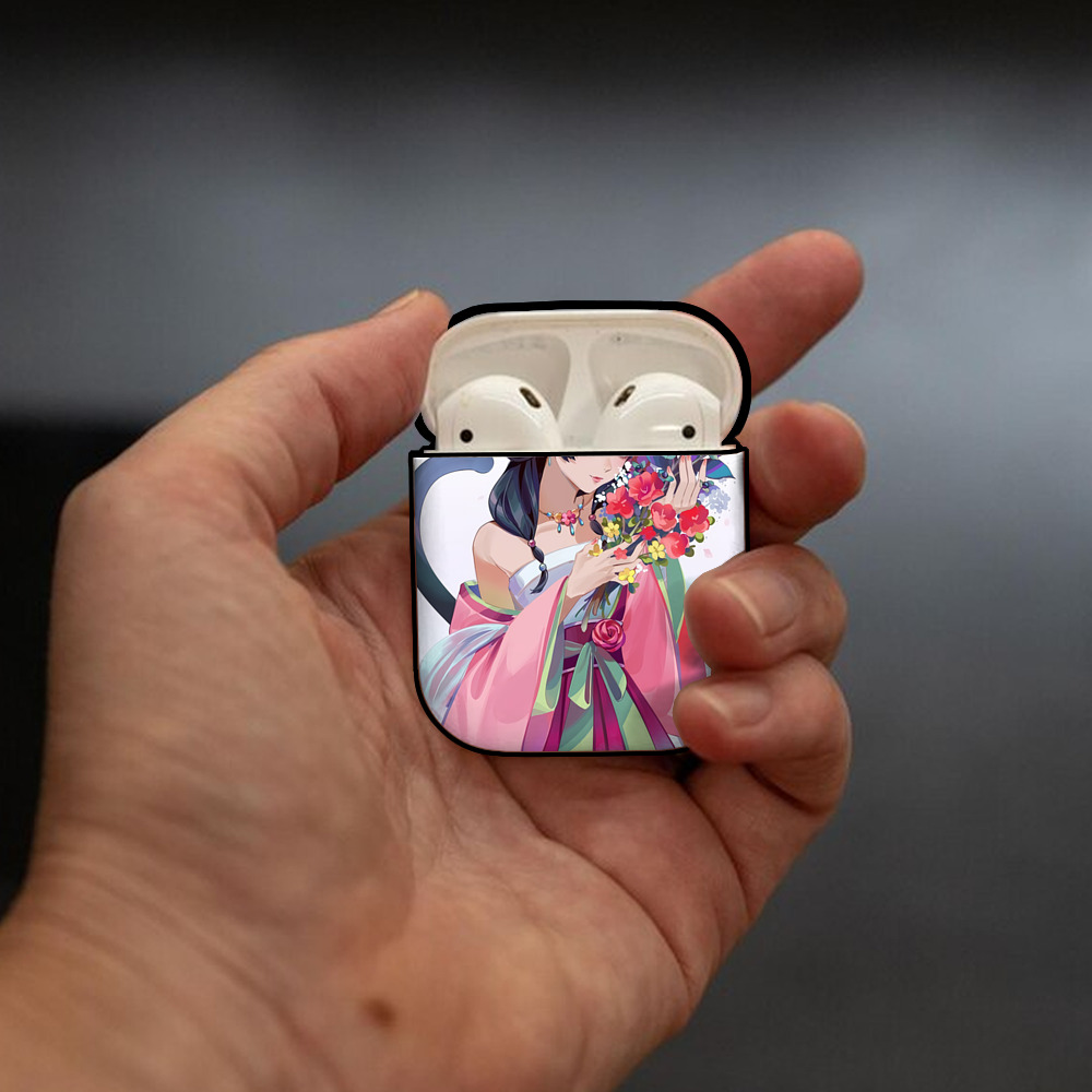 薬屋のひとりごと The Apothecary Diaries AirPods 第2世代保護ケース ハードシェル ブラック 耐衝撃・防指紋・カラビナ付き