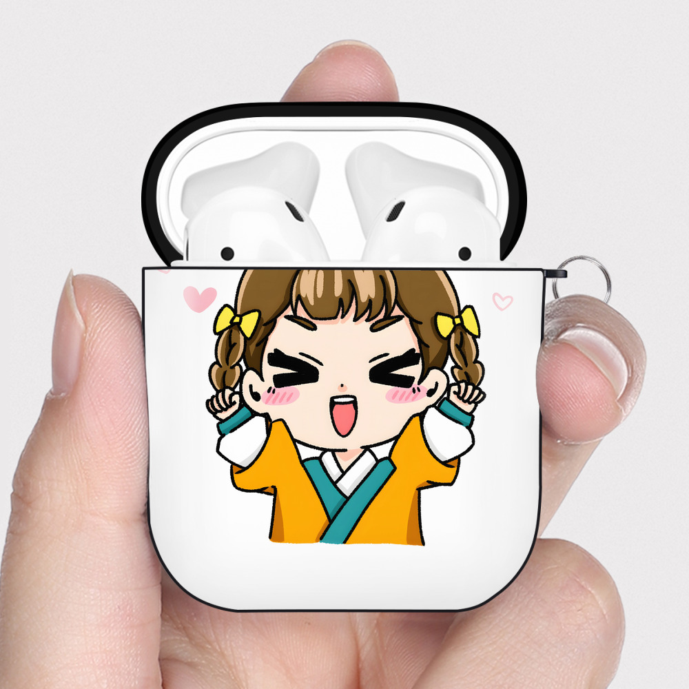 （画像用） 薬屋のひとりごと The Apothecary Diaries AirPods 第2世代保護ケース ハードシェル ブラック 耐衝撃・防指紋・カラビナ付き