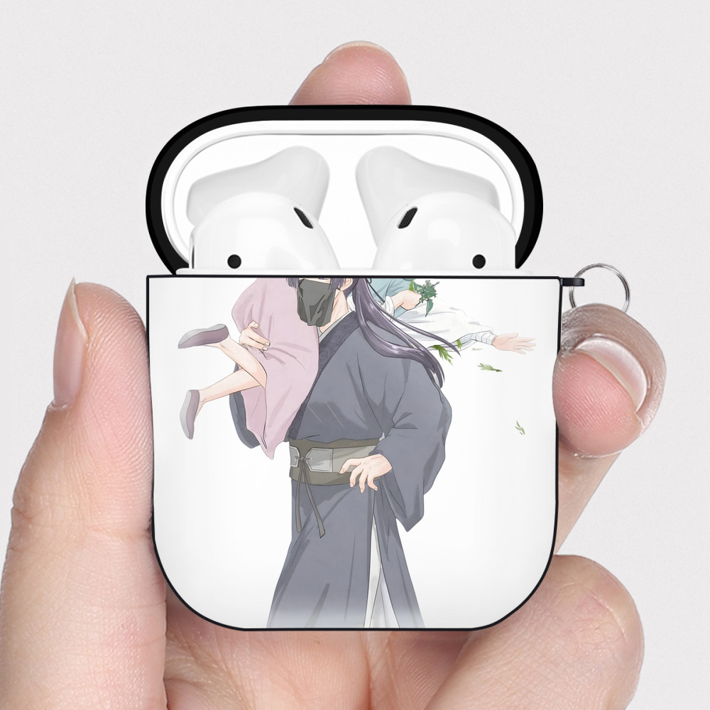 （画像用） 薬屋のひとりごと The Apothecary Diaries AirPods 第2世代保護ケース ハードシェル ブラック 耐衝撃・防指紋・カラビナ付き