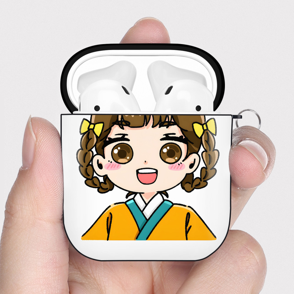 （画像用） 薬屋のひとりごと The Apothecary Diaries AirPods 第2世代保護ケース ハードシェル ブラック 耐衝撃・防指紋・カラビナ付き