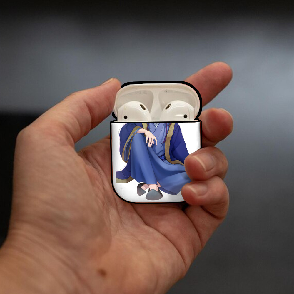 薬屋のひとりごと The Apothecary Diaries AirPods 第2世代保護ケース ハードシェル ブラック 耐衝撃・防指紋・カラビナ付き