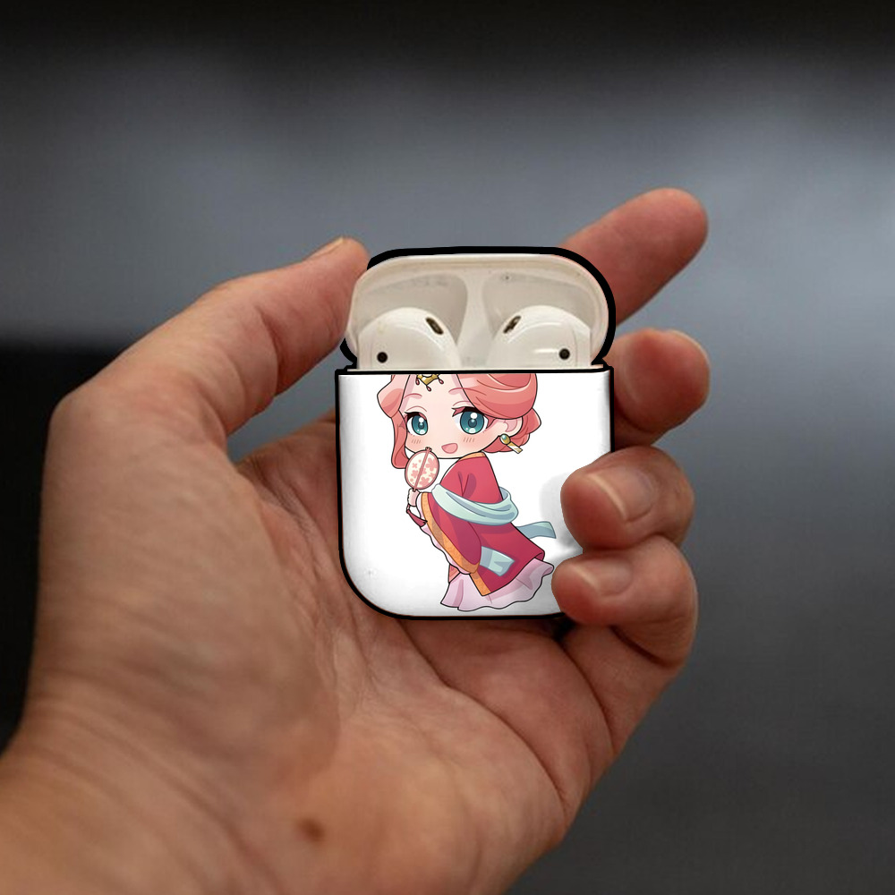 薬屋のひとりごと The Apothecary Diaries AirPods 第2世代保護ケース ハードシェル ブラック 耐衝撃・防指紋・カラビナ付き