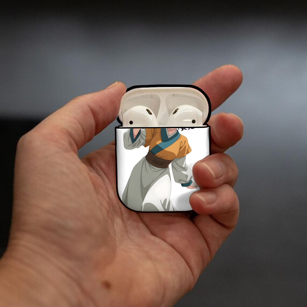 薬屋のひとりごと The Apothecary Diaries AirPods 第2世代保護ケース ハードシェル ブラック 耐衝撃・防指紋・カラビナ付き