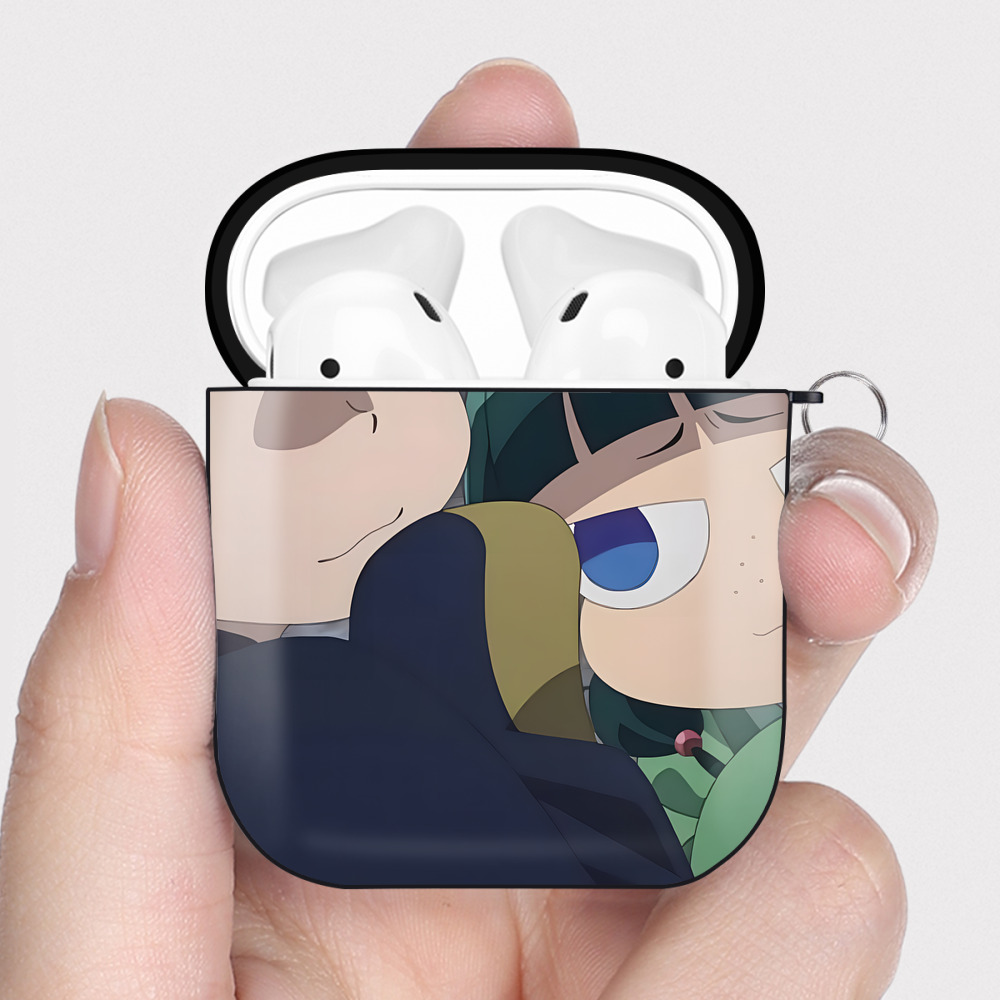 （画像用） 薬屋のひとりごと The Apothecary Diaries AirPods 第2世代保護ケース ハードシェル ブラック 耐衝撃・防指紋・カラビナ付き