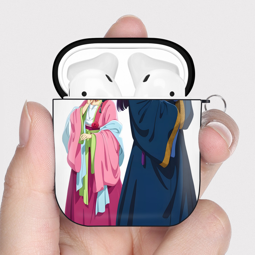 （画像用） 薬屋のひとりごと The Apothecary Diaries AirPods 第2世代保護ケース ハードシェル ブラック 耐衝撃・防指紋・カラビナ付き