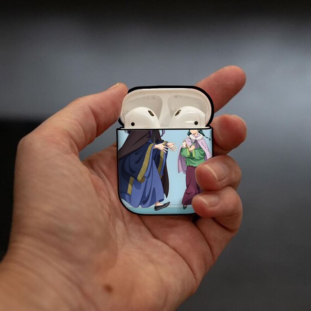 薬屋のひとりごと The Apothecary Diaries AirPods 第2世代保護ケース ハードシェル ブラック 耐衝撃・防指紋・カラビナ付き