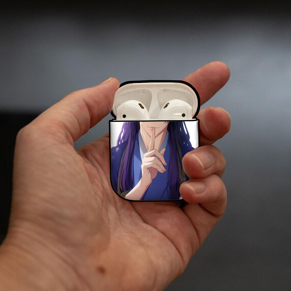 薬屋のひとりごと The Apothecary Diaries AirPods 第2世代保護ケース ハードシェル ブラック 耐衝撃・防指紋・カラビナ付き