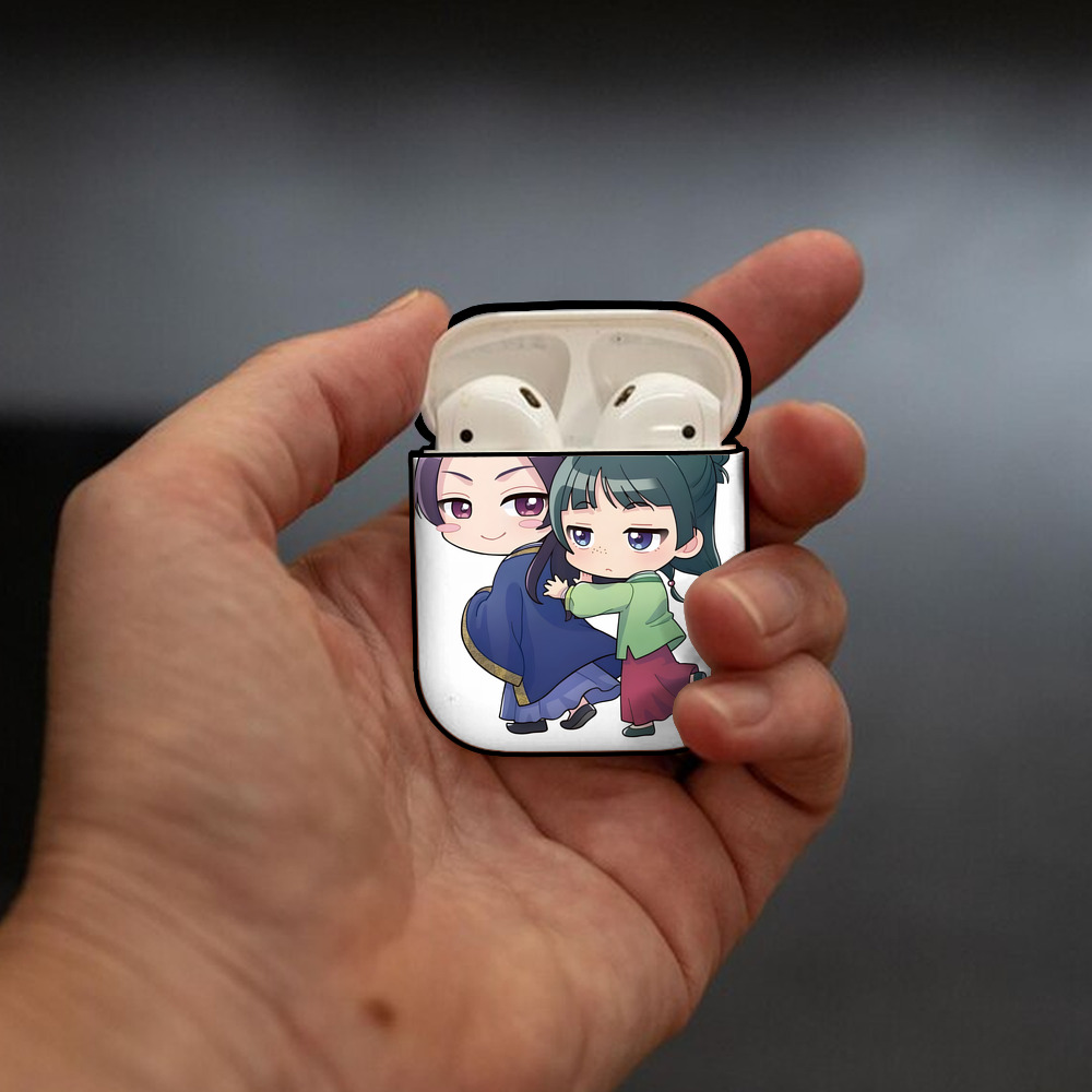 薬屋のひとりごと The Apothecary Diaries AirPods 第2世代保護ケース ハードシェル ブラック 耐衝撃・防指紋・カラビナ付き