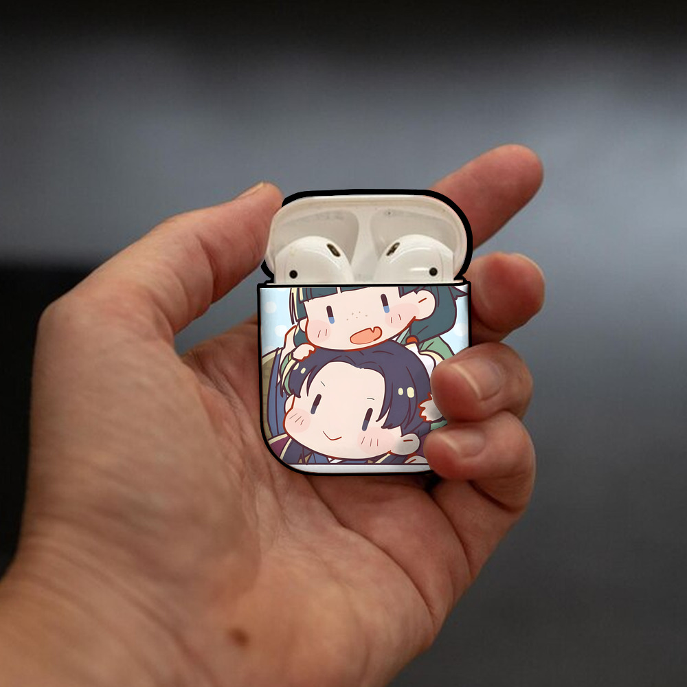 薬屋のひとりごと The Apothecary Diaries AirPods 第2世代保護ケース ハードシェル ブラック 耐衝撃・防指紋・カラビナ付き