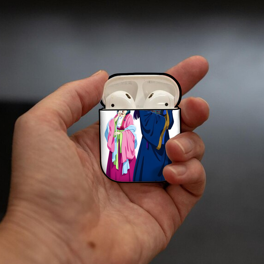 薬屋のひとりごと The Apothecary Diaries AirPods 第2世代保護ケース ハードシェル ブラック 耐衝撃・防指紋・カラビナ付き