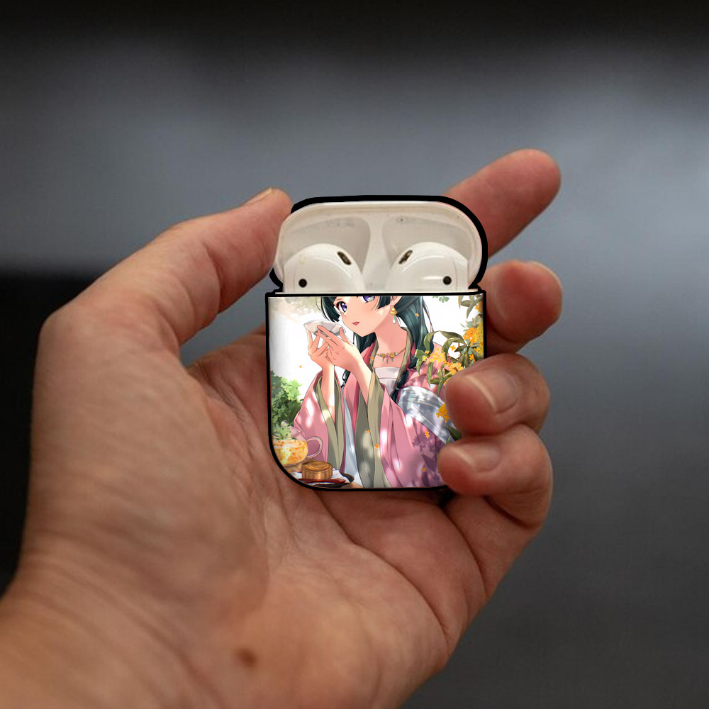 薬屋のひとりごと The Apothecary Diaries AirPods 第2世代保護ケース ハードシェル ブラック 耐衝撃・防指紋・カラビナ付き