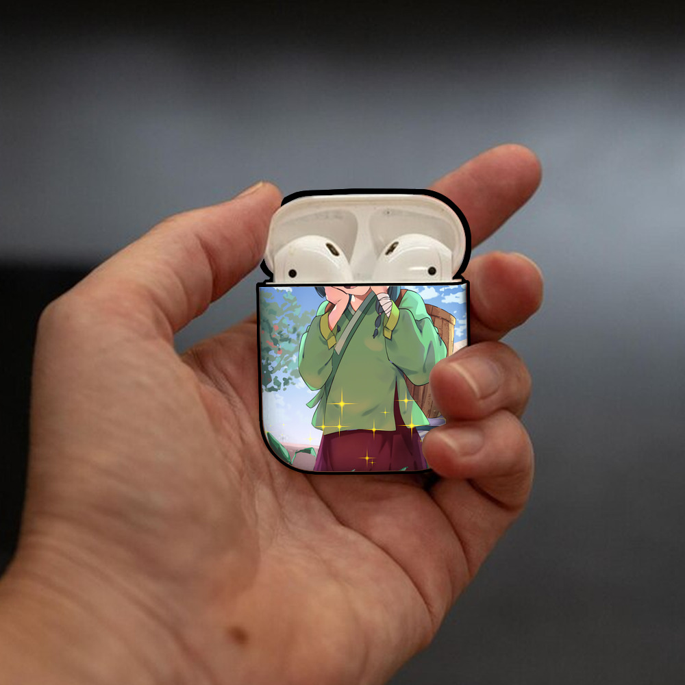 薬屋のひとりごと The Apothecary Diaries AirPods 第2世代保護ケース ハードシェル ブラック 耐衝撃・防指紋・カラビナ付き