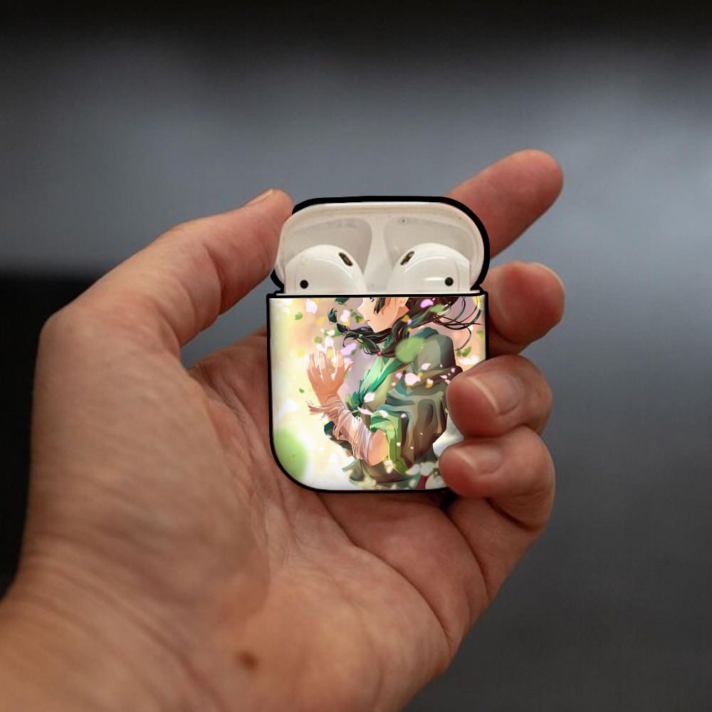 薬屋のひとりごと The Apothecary Diaries AirPods 第2世代保護ケース ハードシェル ブラック 耐衝撃・防指紋・カラビナ付き