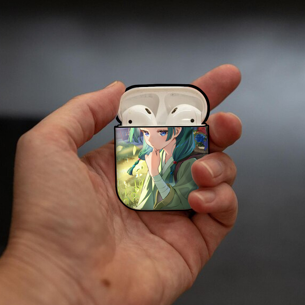 薬屋のひとりごと The Apothecary Diaries AirPods 第2世代保護ケース ハードシェル ブラック 耐衝撃・防指紋・カラビナ付き