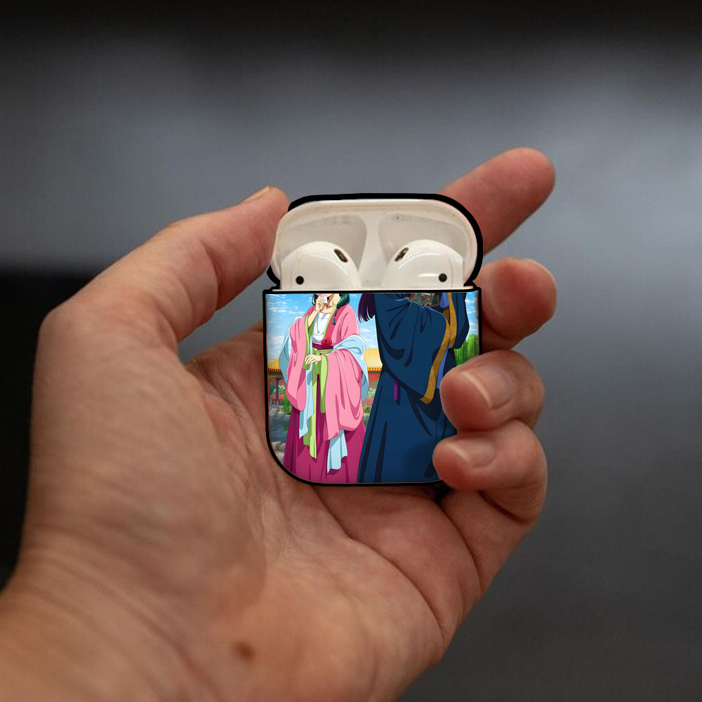 薬屋のひとりごと The Apothecary Diaries AirPods 第2世代保護ケース ハードシェル ブラック 耐衝撃・防指紋・カラビナ付き