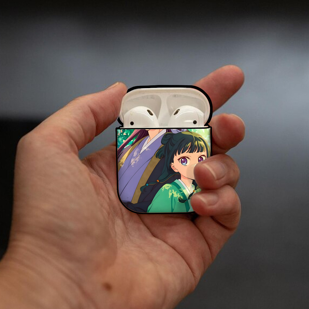薬屋のひとりごと The Apothecary Diaries AirPods 第2世代保護ケース ハードシェル ブラック 耐衝撃・防指紋・カラビナ付き