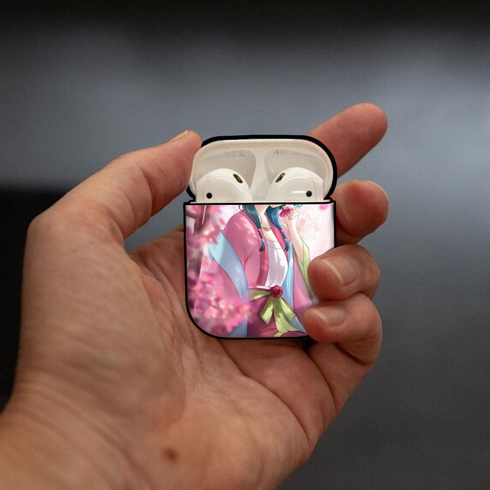 薬屋のひとりごと The Apothecary Diaries AirPods 第2世代保護ケース ハードシェル ブラック 耐衝撃・防指紋・カラビナ付き
